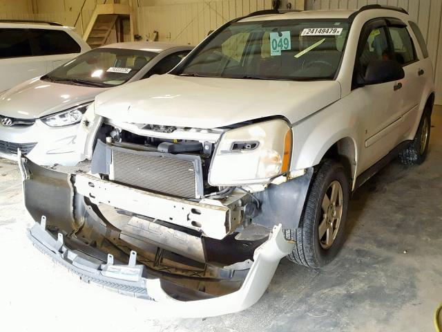 2CNDL23F186075843 - 2008 CHEVROLET EQUINOX LS WHITE photo 2