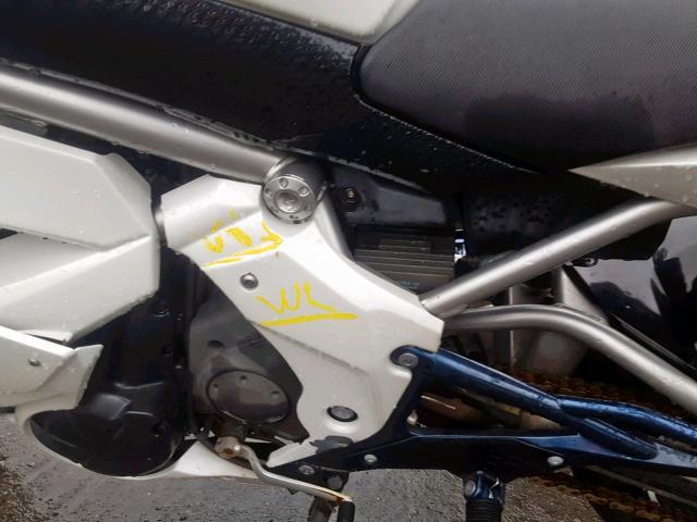 JKAEXEC119DA27388 - 2009 KAWASAKI EX650 C 白色 照片 9