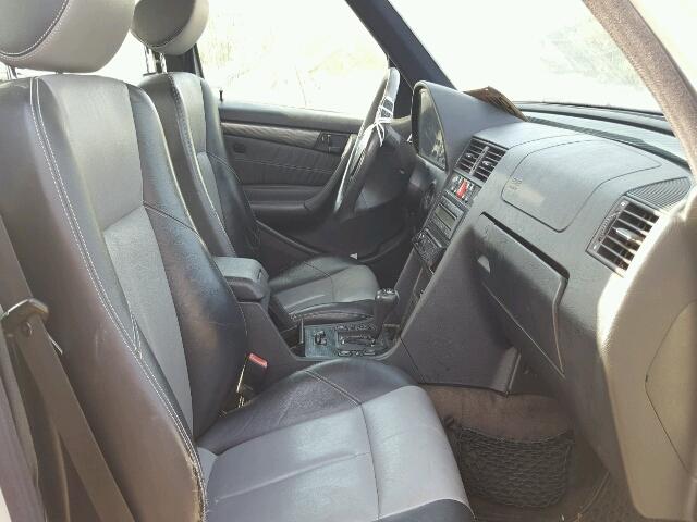 WDBHA29G3YA864640 - 2000 MERCEDES-BENZ C280 Gümüş foto 5