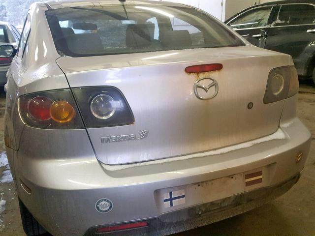 JM1BK323X61478876 - 2006 MAZDA 3 S SILVER photo 9