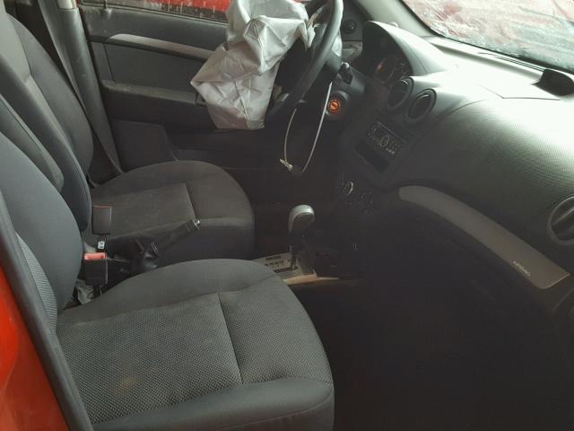 KL1TD56E09B393802 - 2009 CHEVROLET AVEO LS RED photo 5
