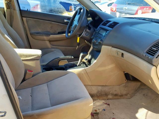 1HGCM56103A109881 - 2003 HONDA ACCORD DX WHITE photo 5