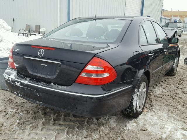 WDBUF65J53A102508 - 2003 MERCEDES-BENZ E 320 BLACK photo 4