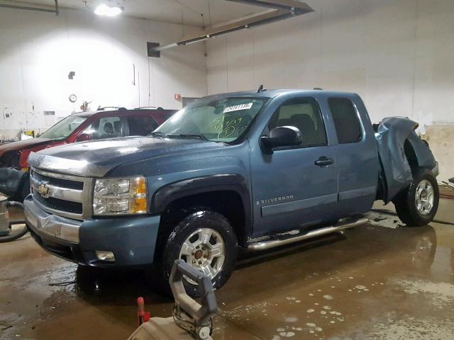 2GCEK19C971679834 - 2007 CHEVROLET SILVERADO BLUE photo 2