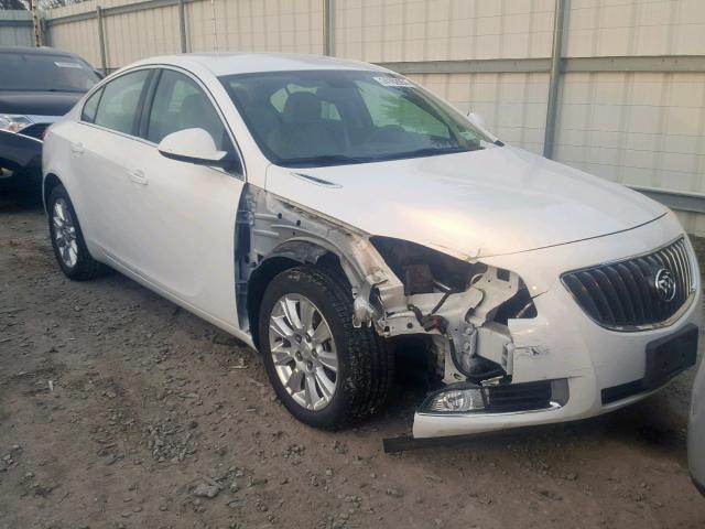 2G4GR5ER3C9123466 - 2012 BUICK REGAL WHITE photo 1