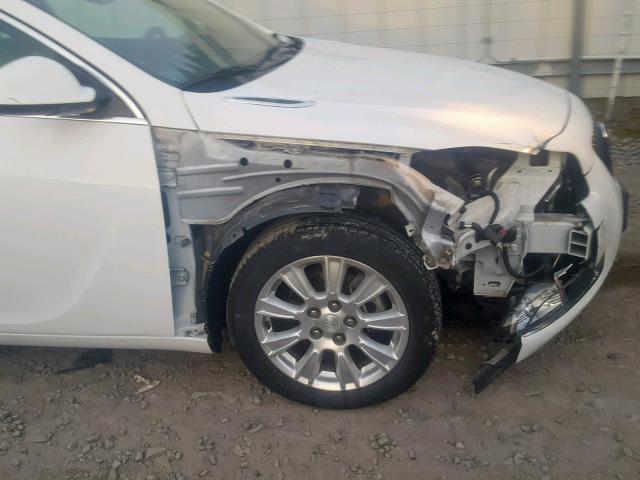 2G4GR5ER3C9123466 - 2012 BUICK REGAL WHITE photo 9