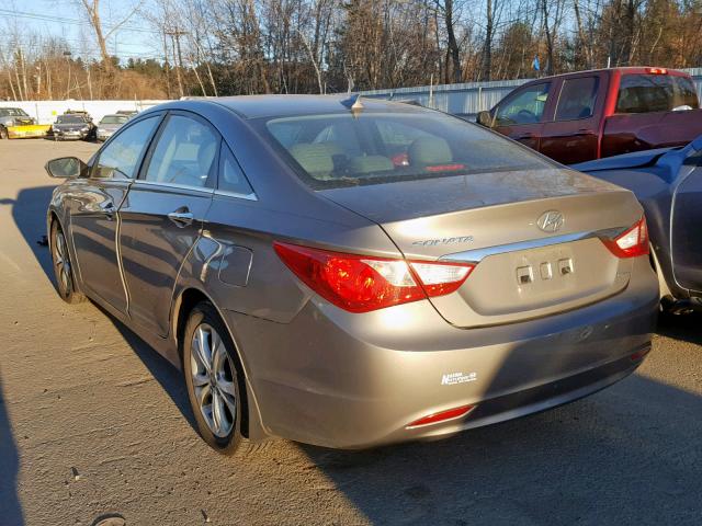 5NPEC4AC9DH552750 - 2013 HYUNDAI SONATA SE GRAY photo 3