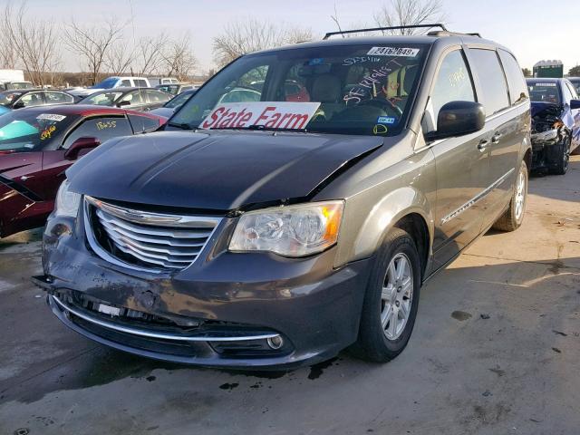 2C4RC1BG9CR116225 - 2012 CHRYSLER TOWN & COU GRAY photo 2