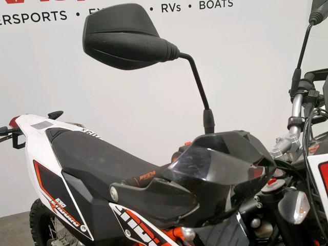 VBKLET401JM713024 - 2018 KTM 690 ENDURO TWO TONE photo 14