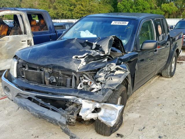 1N6AD07U25C463732 - 2005 NISSAN FRONTIER C BLACK photo 2