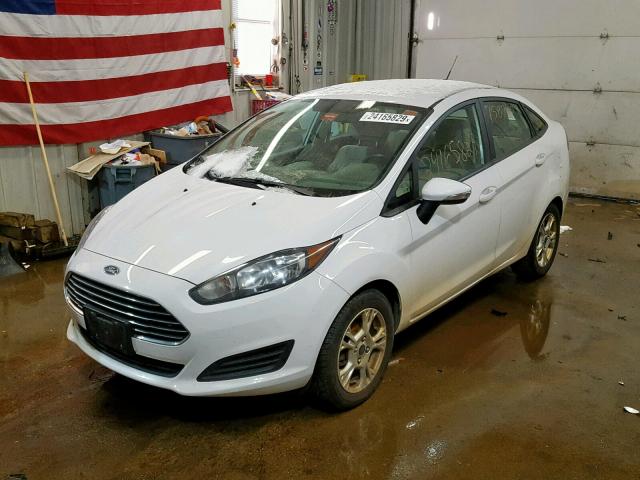 3FADP4BJ2FM147829 - 2015 FORD FIESTA SE WHITE photo 2