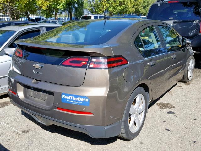 1G1RH6E43EU137571 - 2014 CHEVROLET VOLT BROWN photo 4