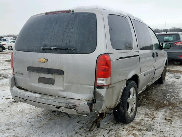 1GNDV23198D191786 - 2008 CHEVROLET UPLANDER L Gümüş foto 4