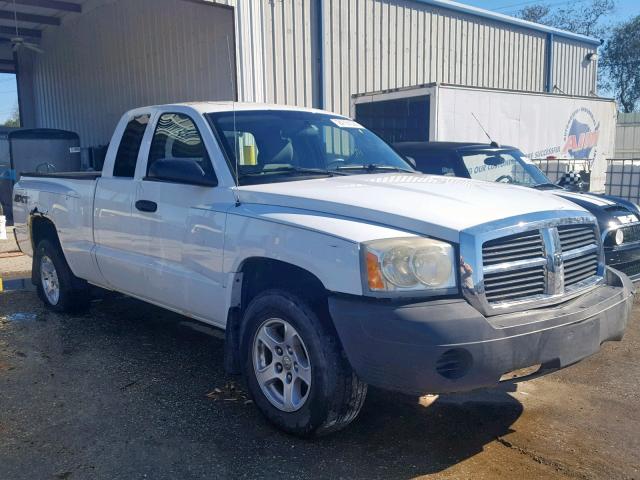 1D7HW22K97S256573 - 2007 DODGE DAKOTA ST WHITE photo 1