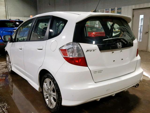 JHMGE8H55BS009295 - 2011 HONDA FIT SPORT WHITE photo 3