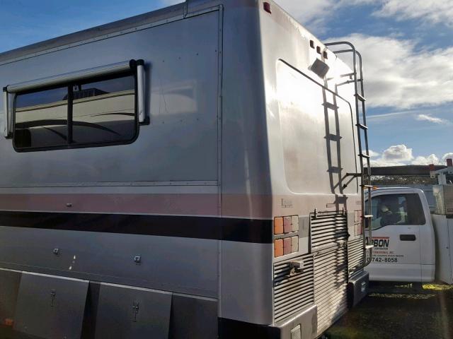 4SLB5BJ20S1103447 - 1995 OTHER MOTORHOME SILVER photo 3