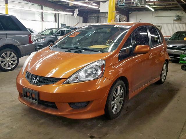 JHMGE88459S033551 - 2009 HONDA FIT SPORT ORANGE photo 2