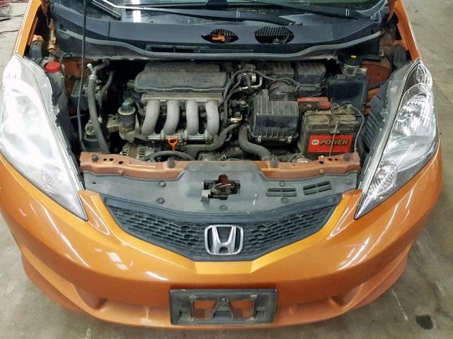 JHMGE88459S033551 - 2009 HONDA FIT SPORT ORANGE photo 7