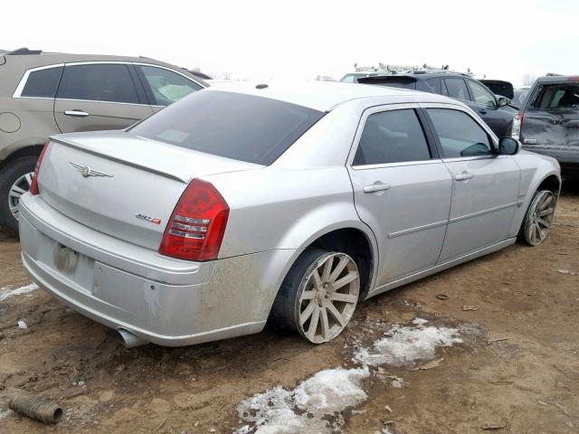 2C3LA73W97H660034 - 2007 CHRYSLER 300C SRT-8 SILVER photo 4