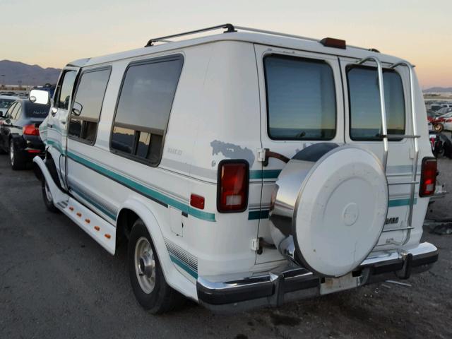 2B6HB21Y2NK131082 - 1992 DODGE RAM VAN B2 WHITE photo 3