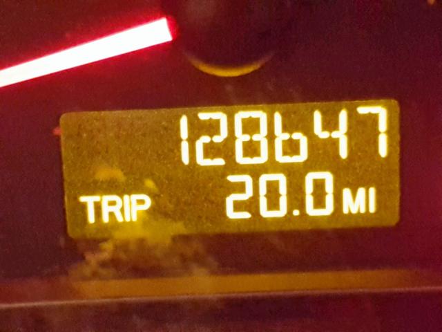 1G8AG52FX4Z215640 - 2004 SATURN ION LEVEL BURGUNDY photo 8