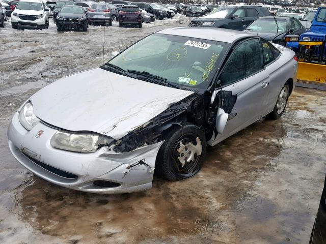 1G8ZY12742Z138312 - 2002 SATURN SC2 SILVER photo 2