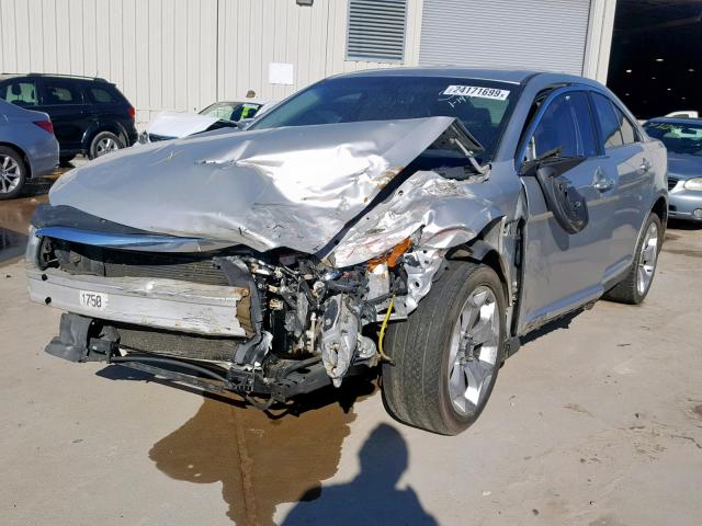 1FAHP2EW4AG148898 - 2010 FORD TAURUS SEL SILVER photo 2