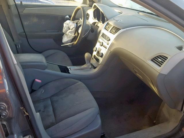1G1ZG57B59F250084 - 2009 CHEVROLET MALIBU LS Сұр фото 5