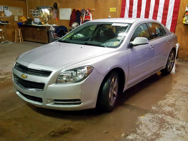 1G1ZC5E0XCF386358 - 2012 CHEVROLET MALIBU 1LT SILVER photo 2