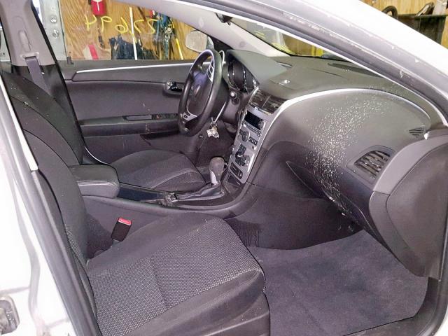 1G1ZC5E0XCF386358 - 2012 CHEVROLET MALIBU 1LT SILVER photo 5