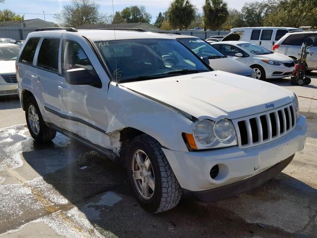 1J8GR48K37C513780 - 2007 JEEP GRAND CHER WHITE photo 1