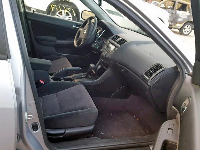 1HGCM56194A112392 - 2004 HONDA ACCORD DX GRAY photo 5