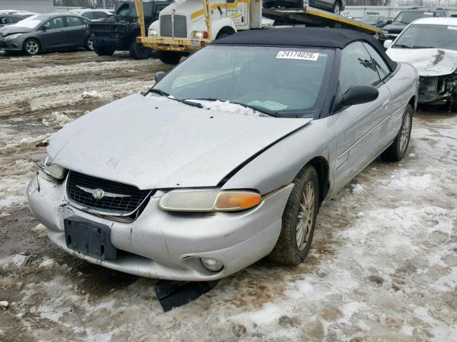 3C3EL55H4YT315976 - 2000 CHRYSLER SEBRING JX SILVER photo 2