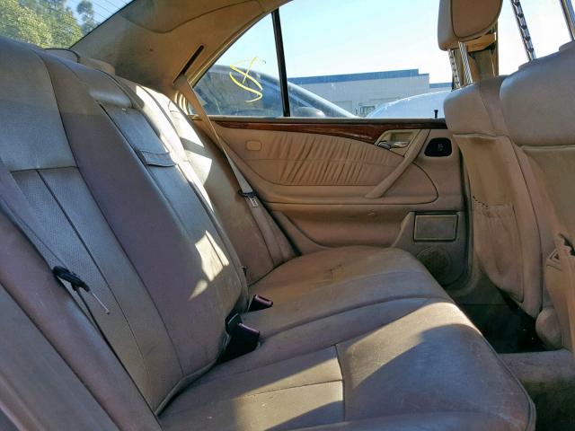 WDBJF65J92B495361 - 2002 MERCEDES-BENZ E 320 TAN photo 6