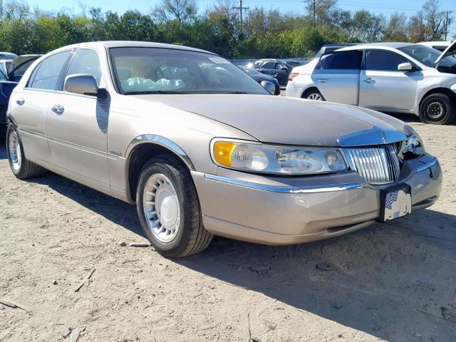 1LNHM81W2YY813048 - 2000 LINCOLN TOWN CAR E GOLD photo 1