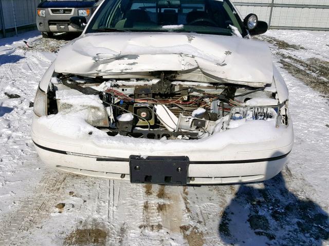 2FAFP71W1XX242539 - 1999 FORD CROWN VICT WHITE photo 9