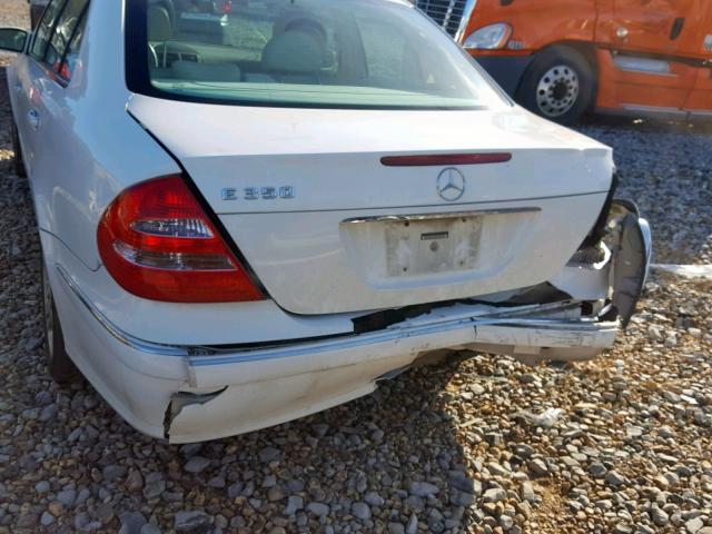 WDBUF56J96A873275 - 2006 MERCEDES-BENZ E 350 WHITE photo 9