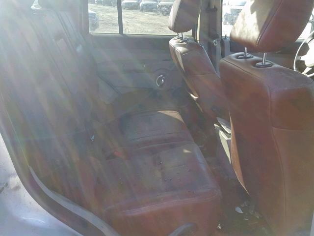 1J8HG58236C200226 - 2006 JEEP COMMANDER Gümüş foto 6