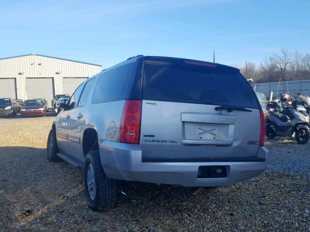 1GKS1HE06CR149370 - 2012 GMC YUKON XL C SILVER photo 3