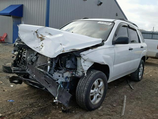 KNDJF723077350748 - 2007 KIA SPORTAGE E WHITE photo 2