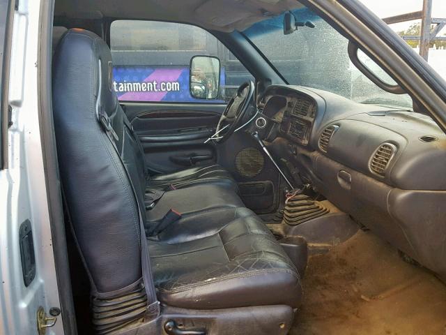 1B7MF33781J550665 - 2001 DODGE RAM 3500 SILVER photo 5