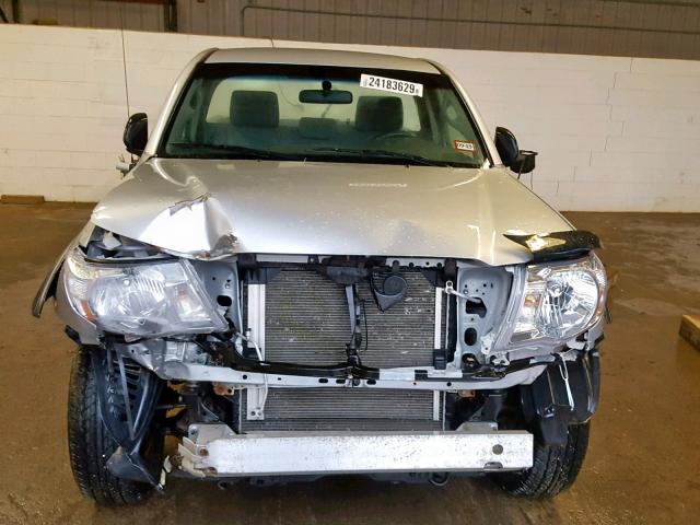 5TEPX42N56Z222844 - 2006 TOYOTA TACOMA SILVER photo 9