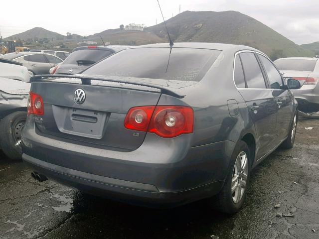 3VWEF71K47M076404 - 2007 VOLKSWAGEN JETTA WOLF GRAY photo 4