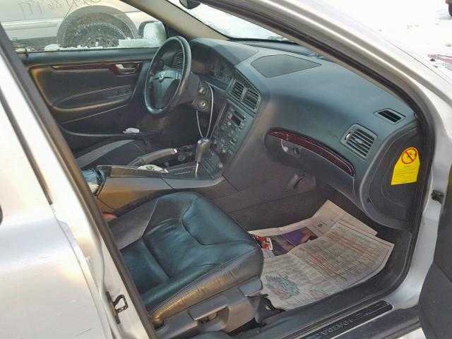 YV1RS61T332263177 - 2003 VOLVO S60 SILVER photo 5