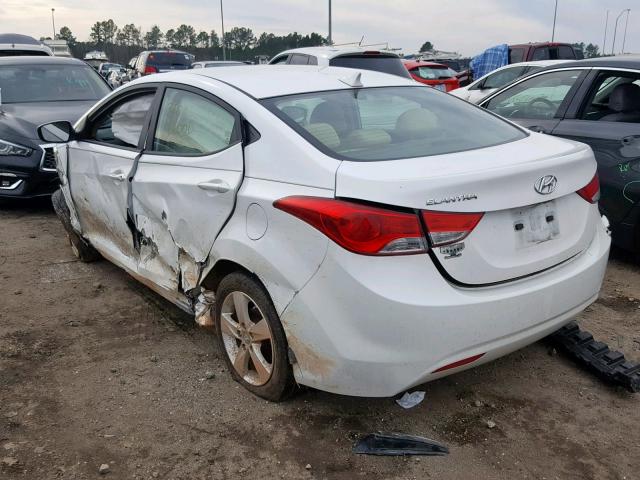 5NPDH4AE3DH294546 - 2013 HYUNDAI ELANTRA GL WHITE photo 3