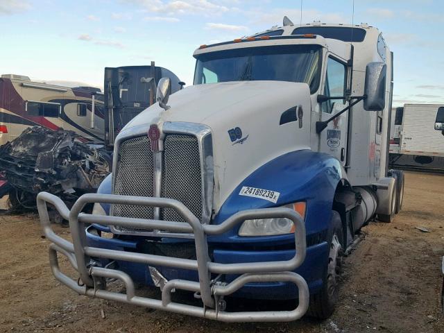 1XKAD49X9BJ276159 - 2011 KENWORTH CONSTRUCTI WHITE photo 2