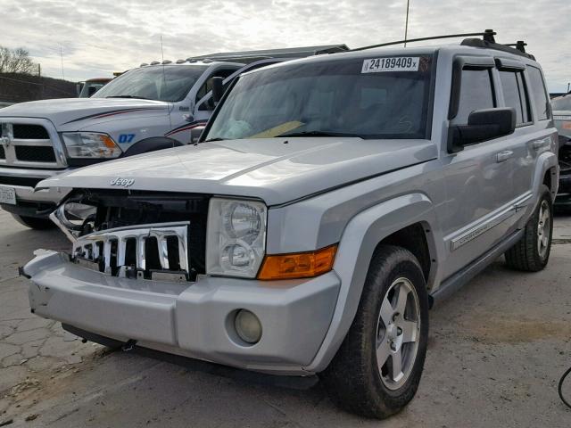 1J4RG4GKXAC128130 - 2010 JEEP COMMANDER SILVER photo 2