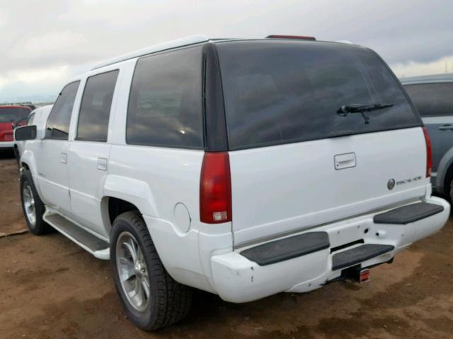 1GYEK13R5YR124671 - 2000 CADILLAC ESCALADE WHITE photo 3