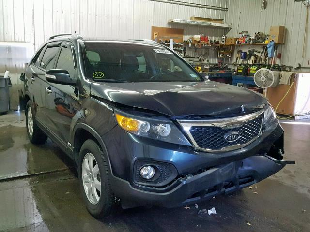 5XYKTCA65DG326543 - 2013 KIA SORENTO LX BLUE photo 1