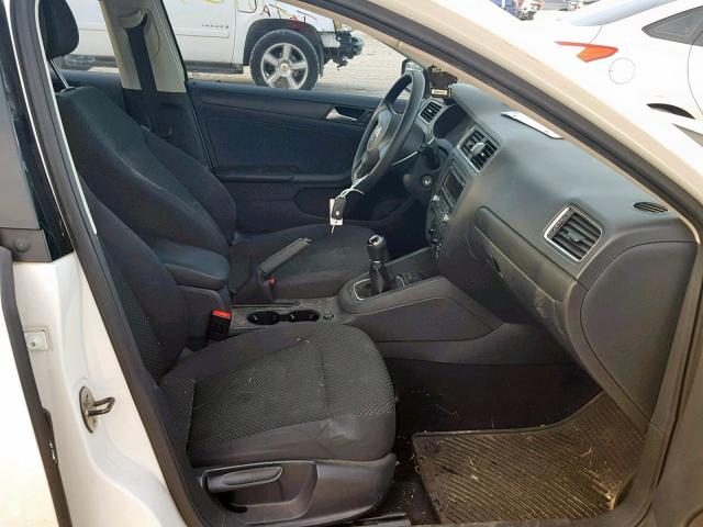 3VW1K7AJ7EM378767 - 2014 VOLKSWAGEN JETTA BASE WHITE photo 5
